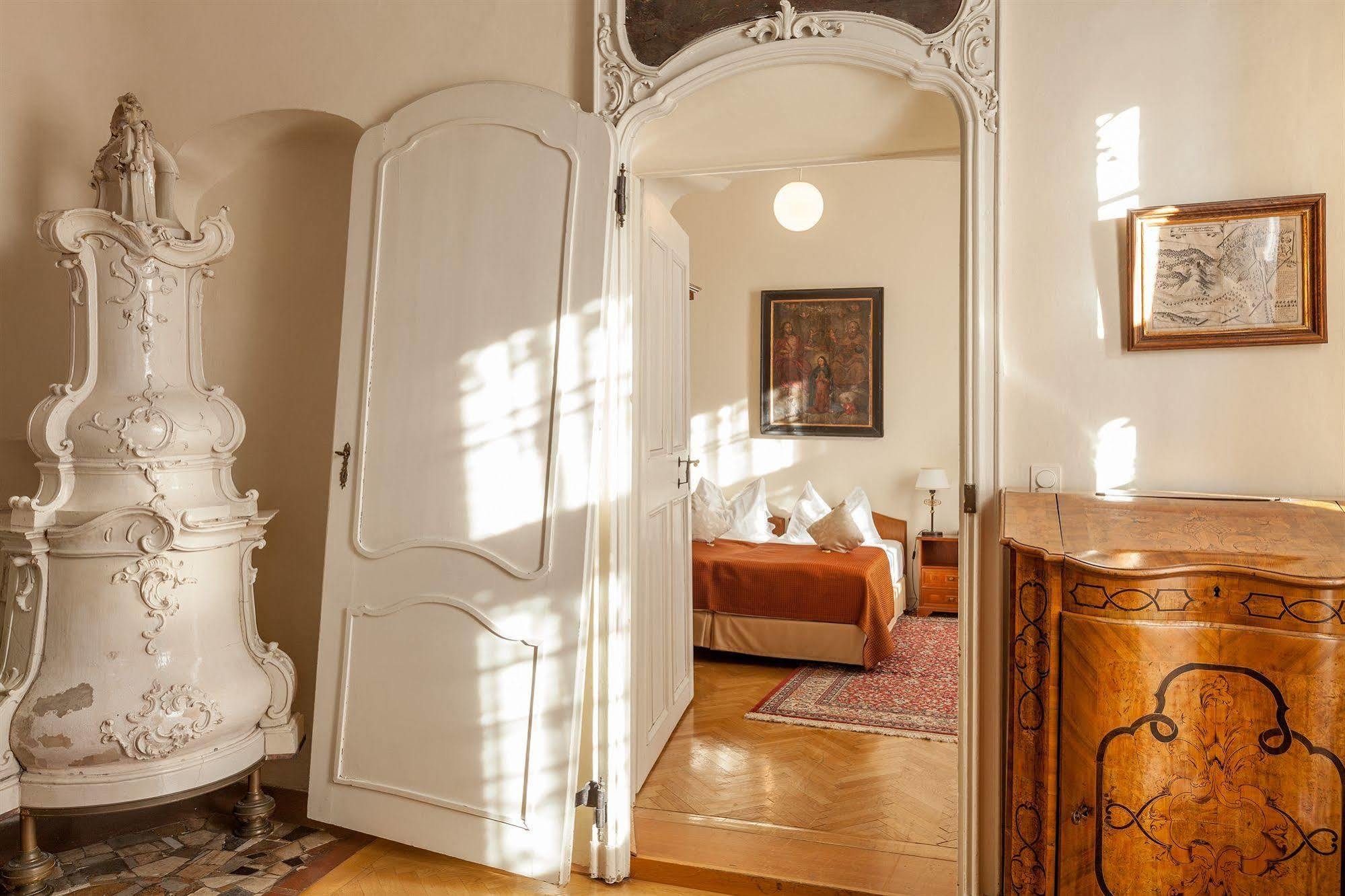 Hotel Schloss Leopoldskron Salzburg Bagian luar foto